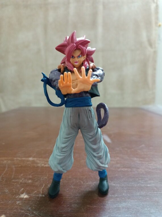 Super Saiyen 4 Gogeta - Big Bang Kamehameha Action Figure